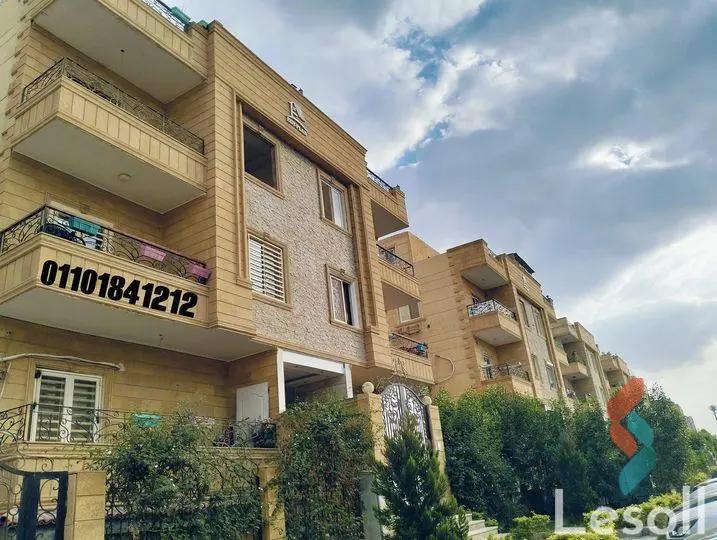 Apartment for sale with an area 175 meters and 3 rooms in  Cheikh Zayed Giza  - Image 3