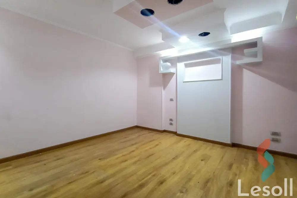 Apartment for sale with an area 400 meters and 5 rooms in  Camp Shizar Alexandria 