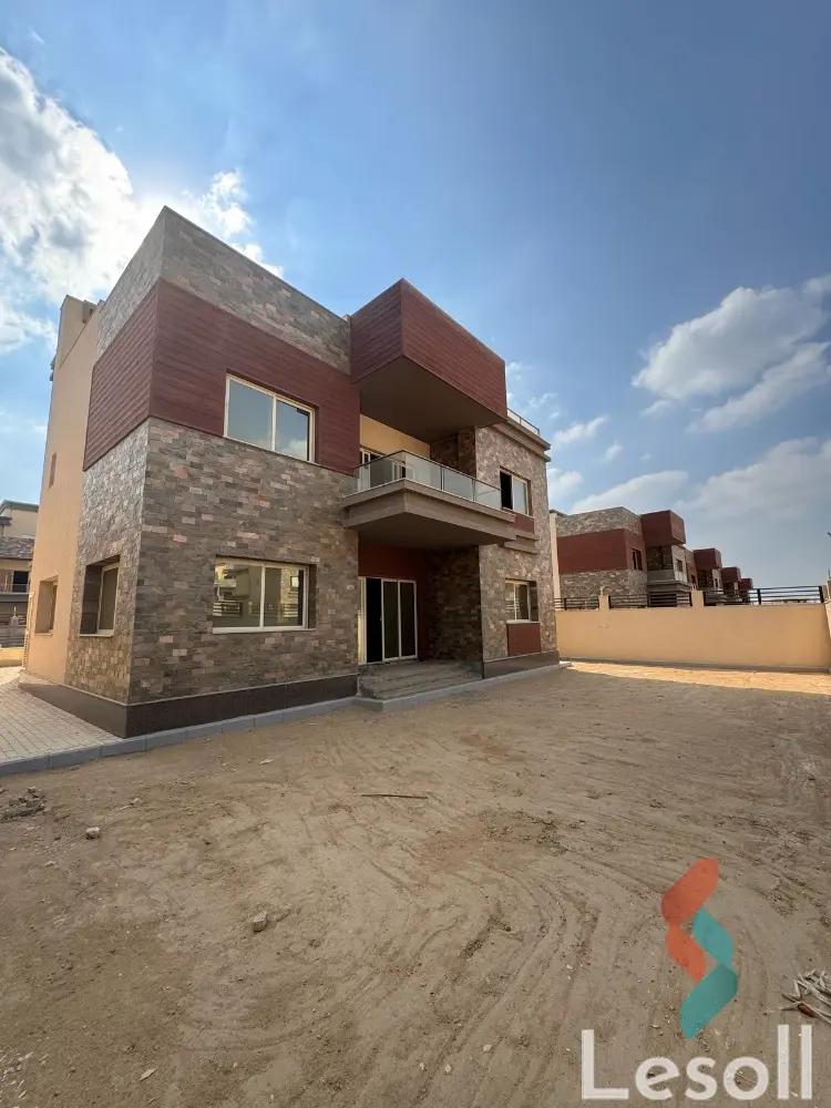 فيلا للبيع بمساحة 450 متر و 6 غرف في  التجمع الاول - القاهرة الجديدة القاهرة