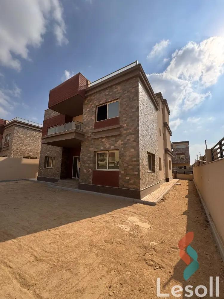 فيلا للبيع بمساحة 450 متر و 6 غرف في  التجمع الاول - القاهرة الجديدة القاهرة