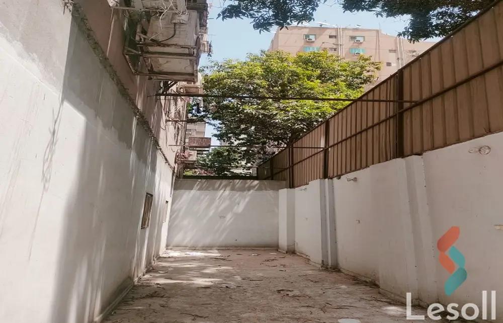 مكتب للبيع بمساحة 250 متر في الجيزة 