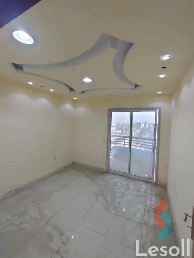 مكتب للايجار الشهري بمساحة 220 متر في شبرا الخيمة القليوبية 