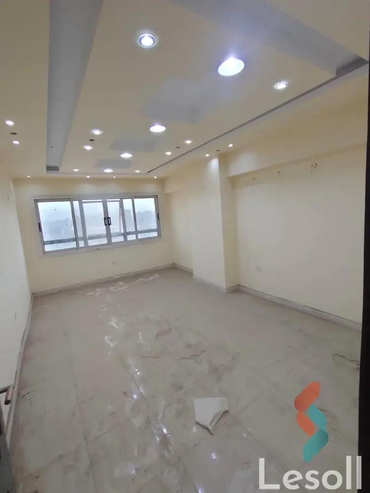 مكتب للايجار الشهري بمساحة 220 متر في شبرا الخيمة القليوبية 