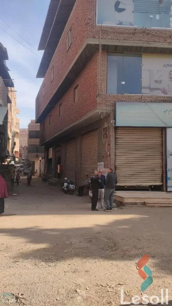 مول للبيع بمساحة 380 متر في الجيزة 