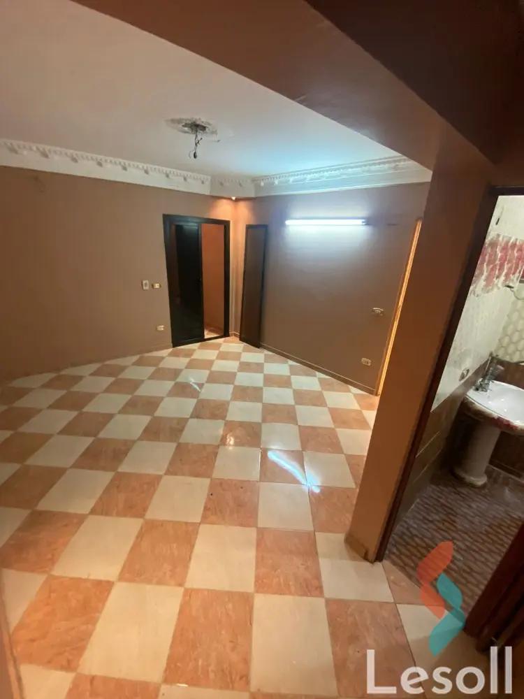 شقة للايجار الشهري بمساحة 130 متر و 3 غرف في النزهة الجديدة القاهرة