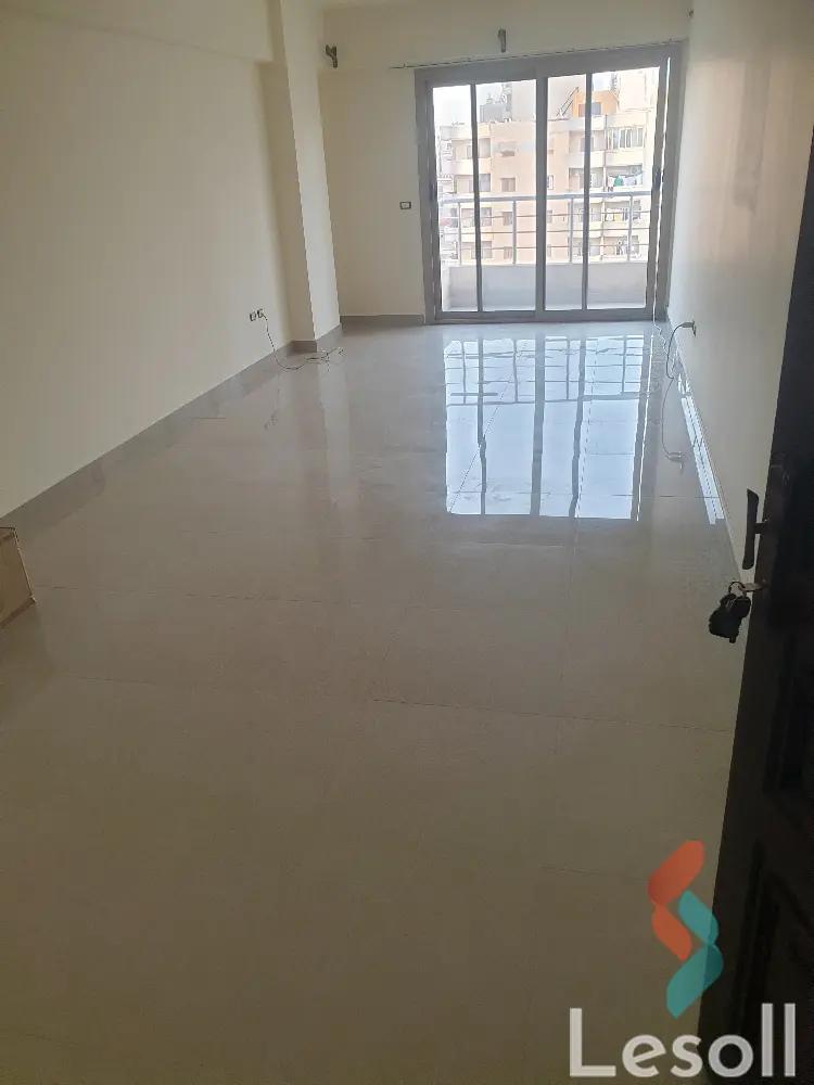 Apartment for yearly rent with an area 110 meters and 2 room in Boulkly Alexandria 