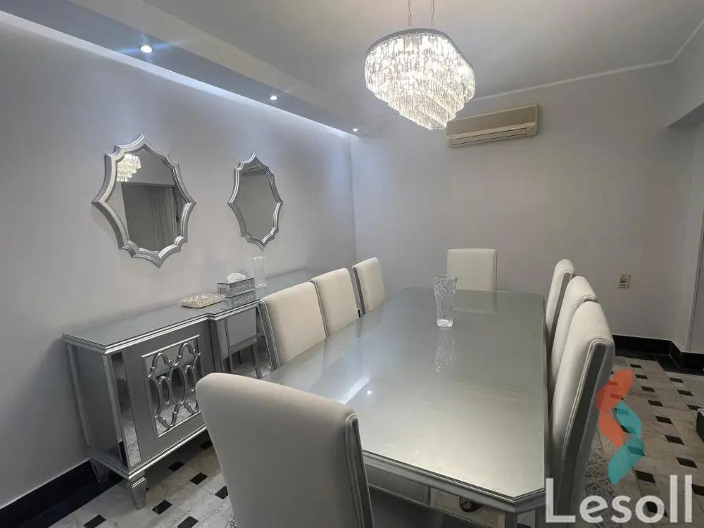 شقة للبيع بمساحة 200 متر و 3 غرف في  مصر الجديدة القاهرة - صورة 4