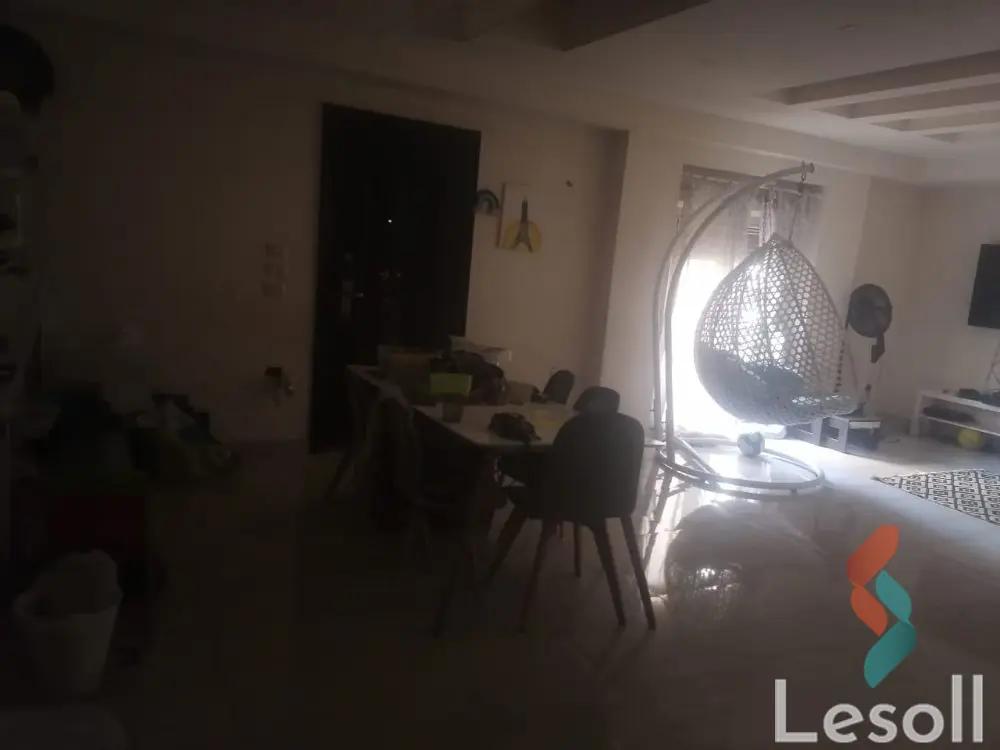 شقة للبيع بمساحة 180 متر و غرفة واحدة في  حى المناخ بورسعيد