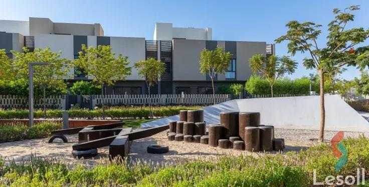 شقة للبيع بمساحة 235 متر و 3 غرف في  مدينة الشروق القاهرة