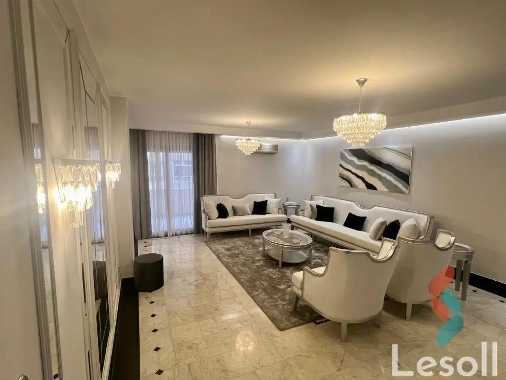 شقة للبيع بمساحة 200 متر و 3 غرف في  مصر الجديدة القاهرة - صورة 3