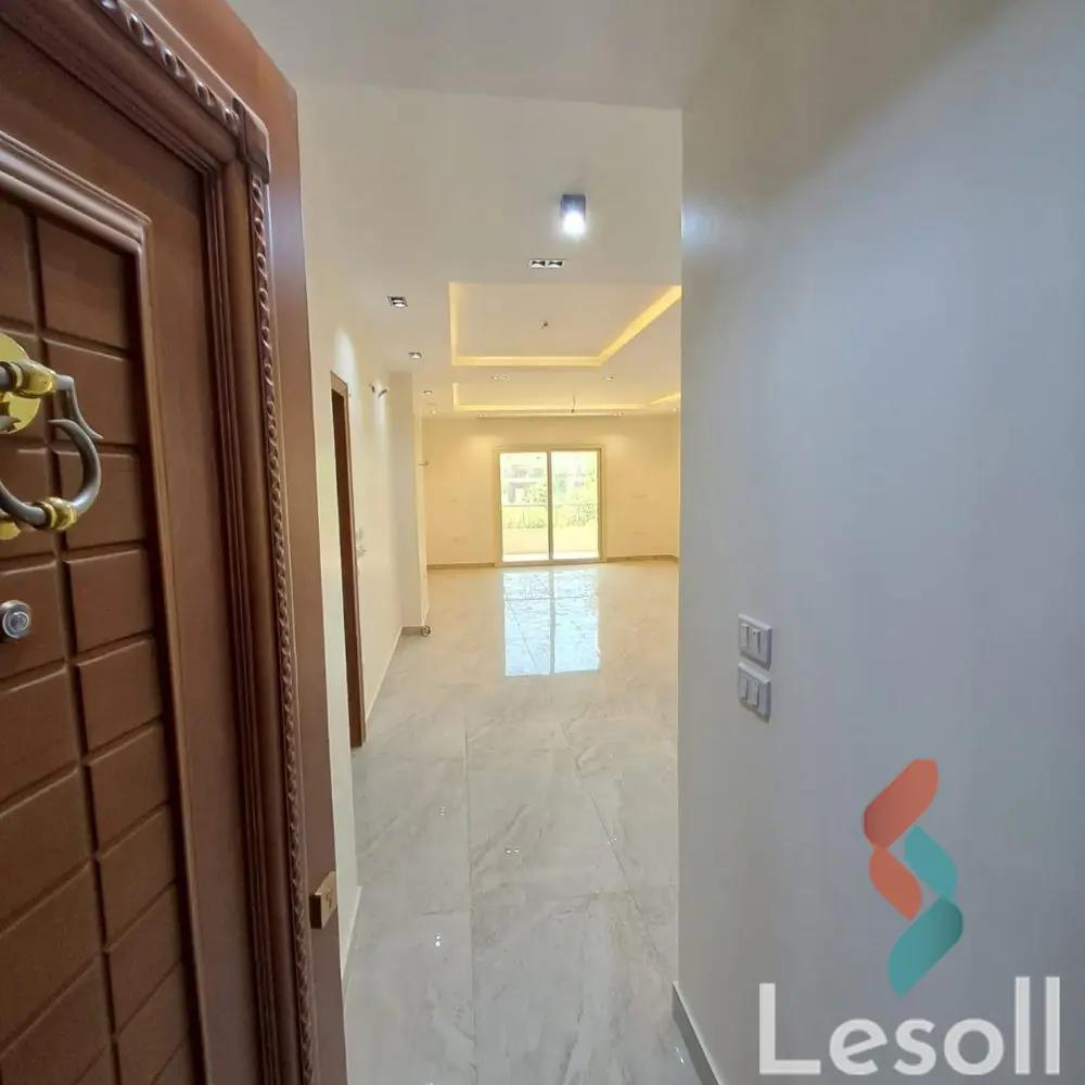 شقة للبيع بمساحة 185 متر و 3 غرف في  مدينة الشروق القاهرة - صورة 2