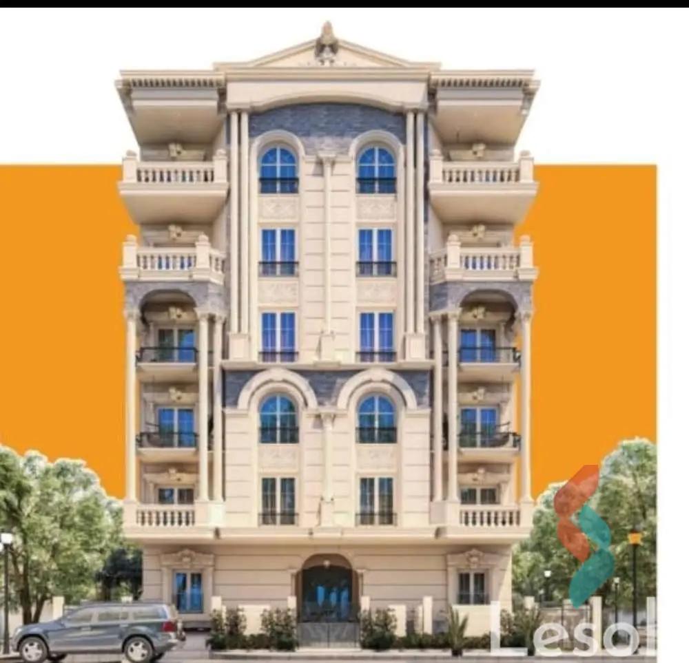 Apartment for sale with an area 165 meters and 3 rooms in  October 6 Giza  - Image 3