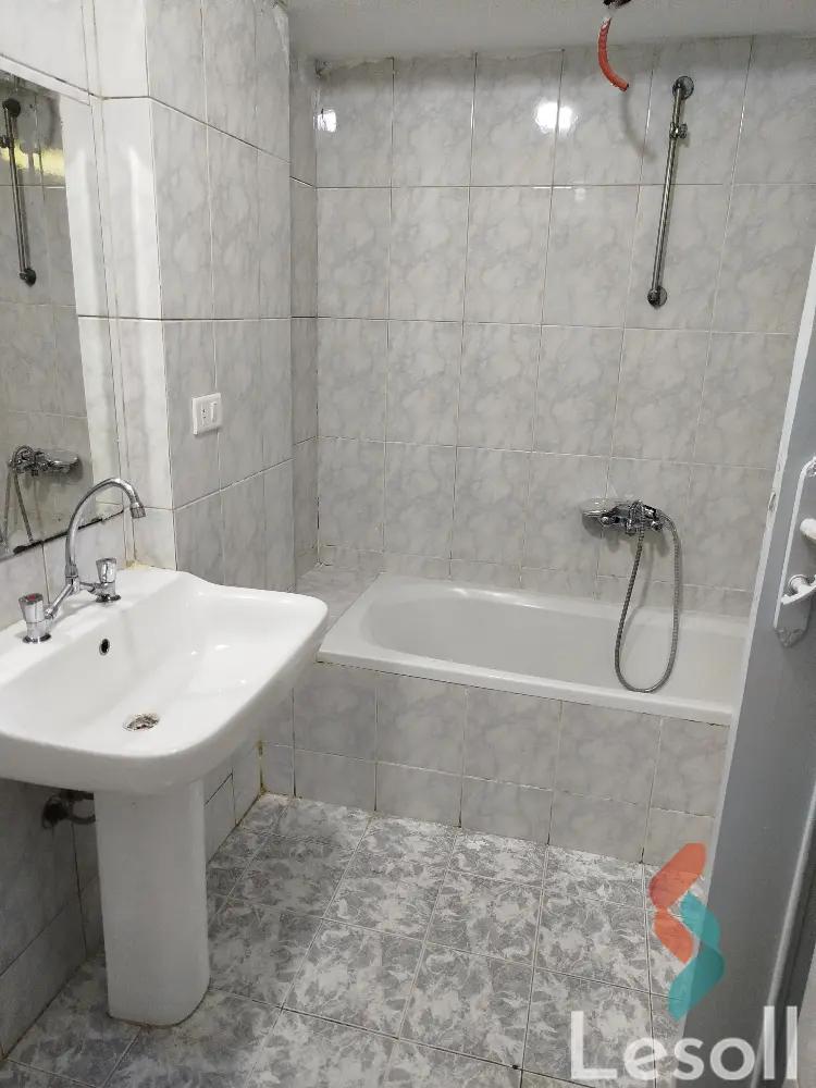 شقة للبيع بمساحة 70 متر و غرفتان في  المعادى القاهرة - صورة 3