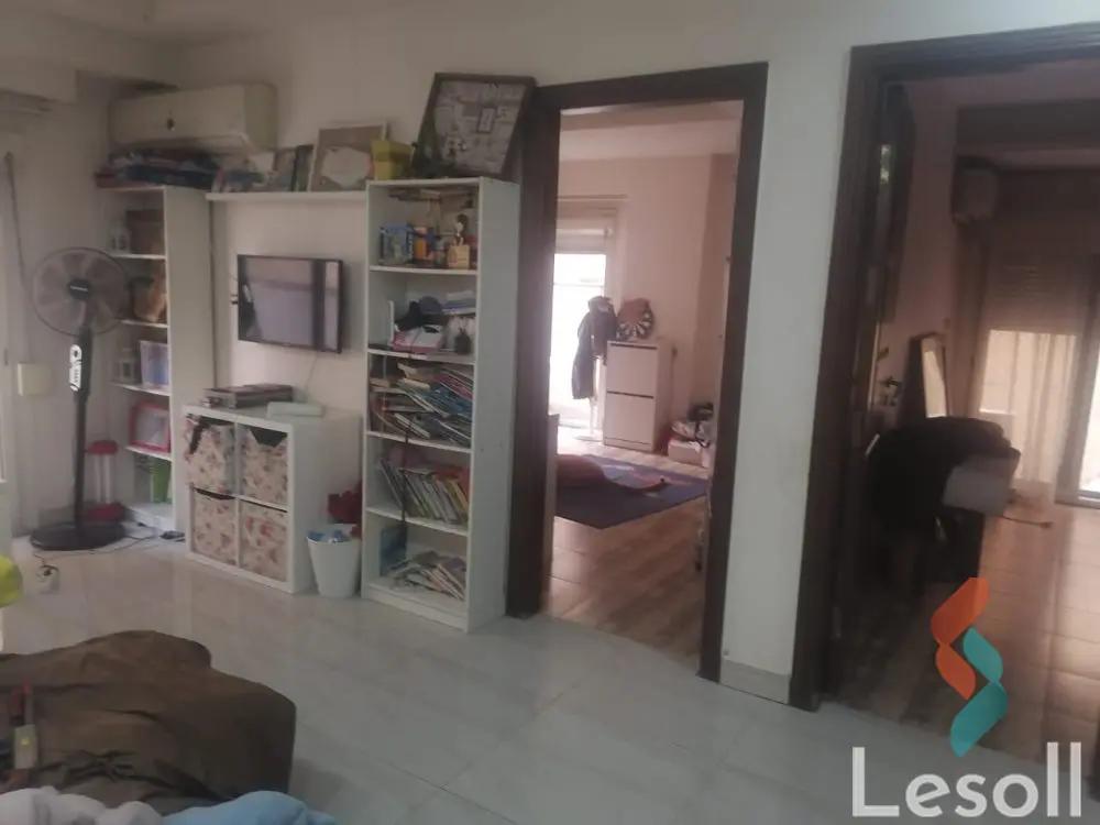 شقة للبيع بمساحة 180 متر و غرفة واحدة في  حى المناخ بورسعيد