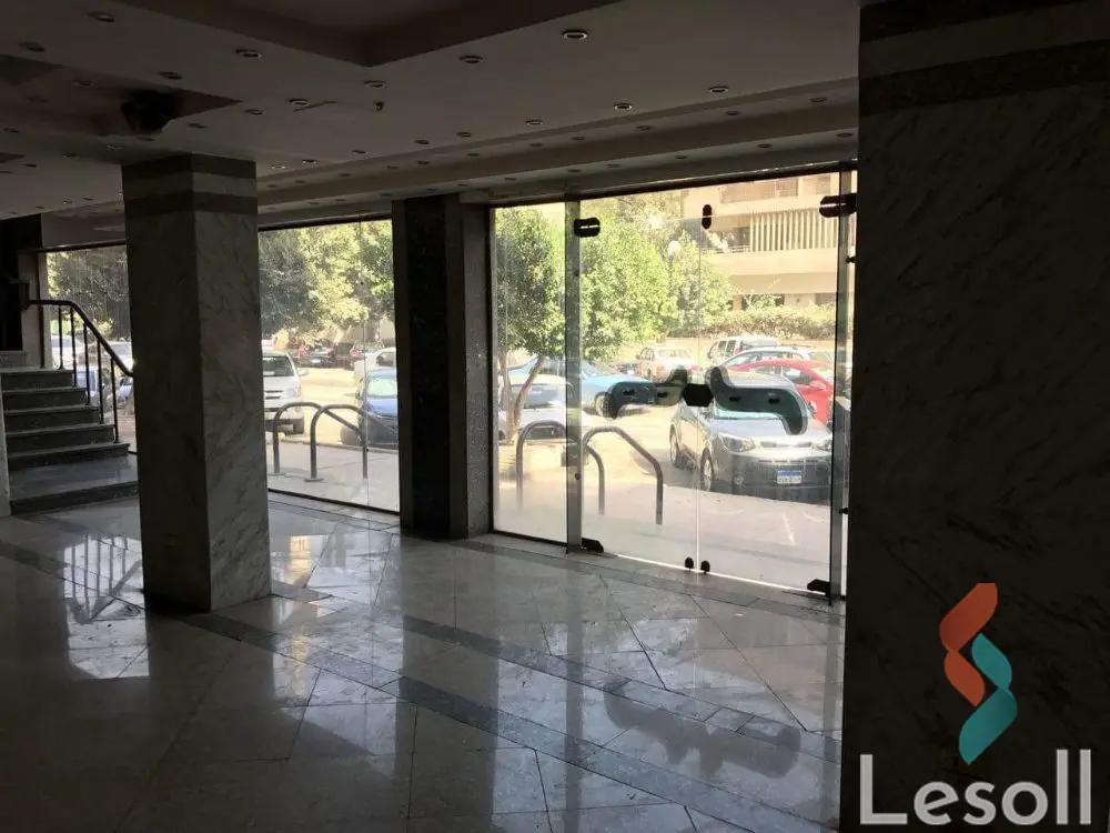 مول للبيع بمساحة 700 متر في القاهرة 
