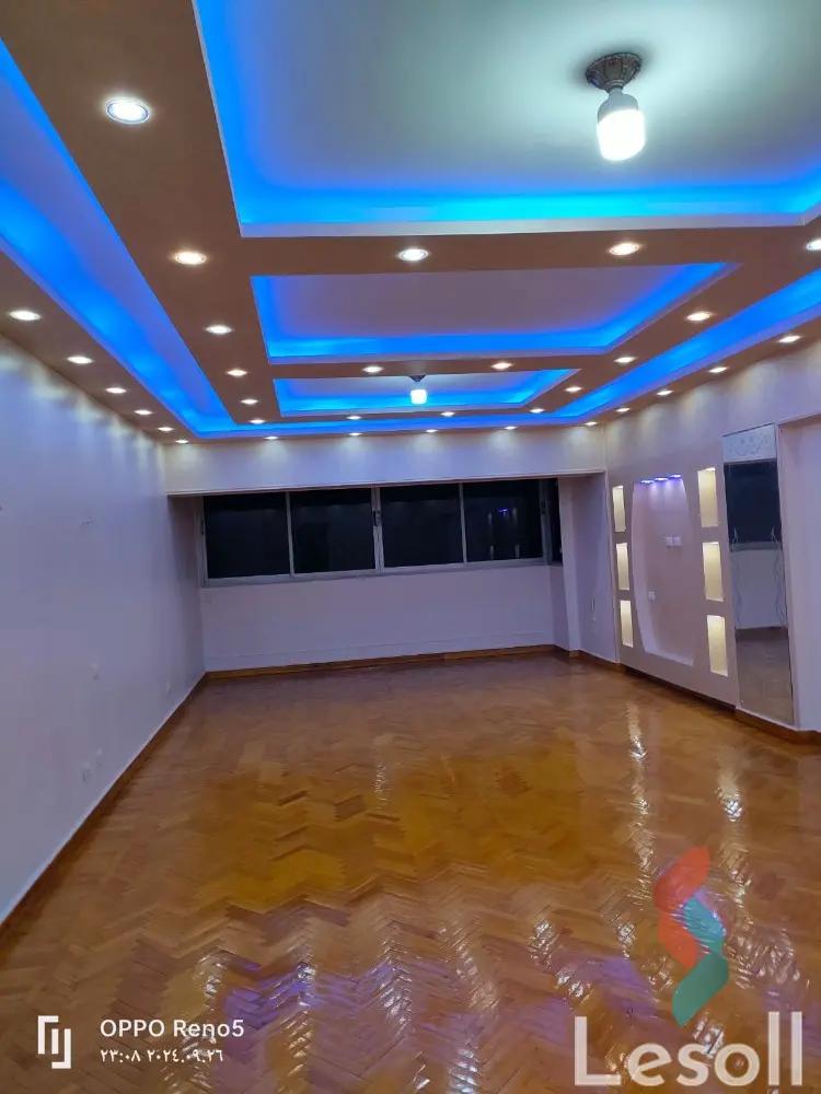 شقة للبيع بمساحة 200 متر و 3 غرف في  الهرم الجيزة