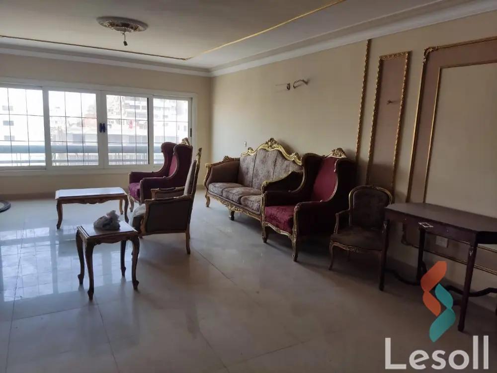 شقة للبيع بمساحة 300 متر و 4 غرف في  مدينة نصر القاهرة