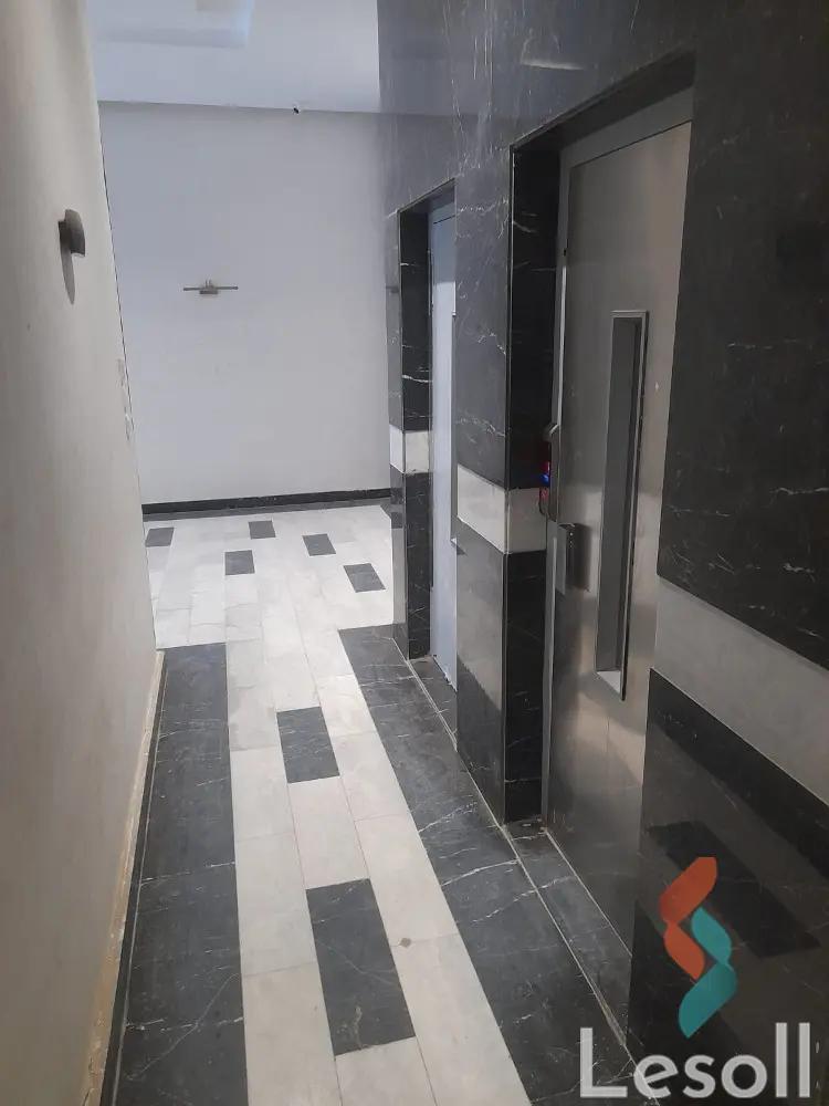 شقة للبيع بمساحة 145 متر و 3 غرف في  المقطم القاهرة - كل الصور