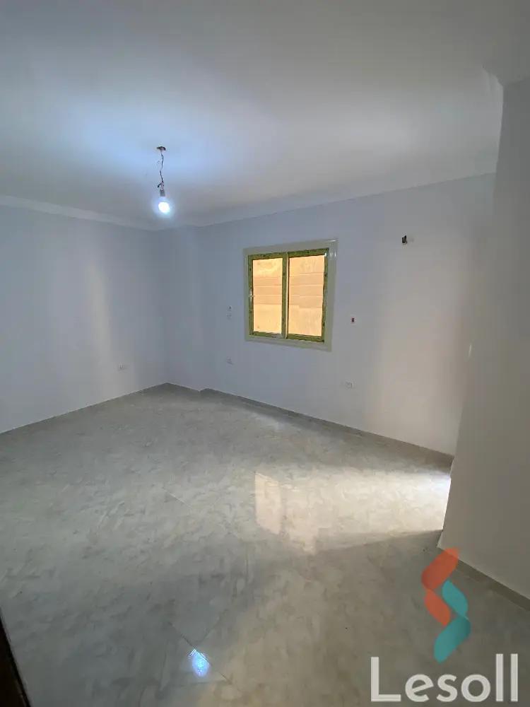 شقة للبيع بمساحة 160 متر و 3 غرف في  المقطم القاهرة - صورة 4