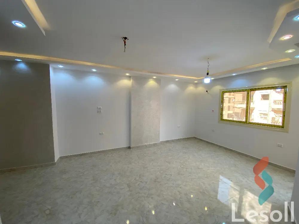 شقة للبيع بمساحة 160 متر و 3 غرف في  المقطم القاهرة - صورة 2