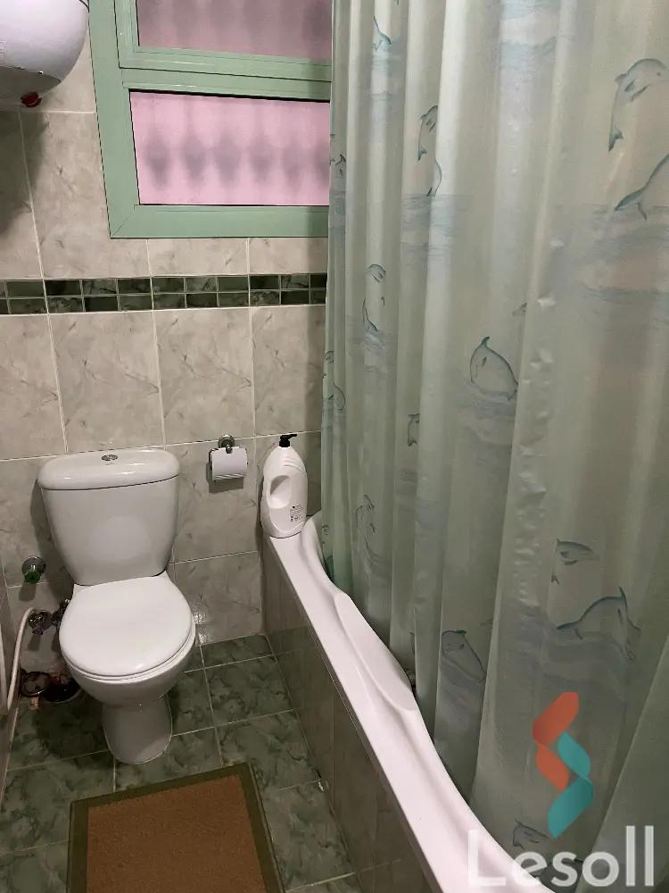 شقة للبيع بمساحة 200 متر و 3 غرف في  المقطم القاهرة - صورة 4