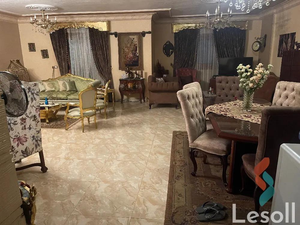 شقة للبيع بمساحة 200 متر و 3 غرف في  المقطم القاهرة
