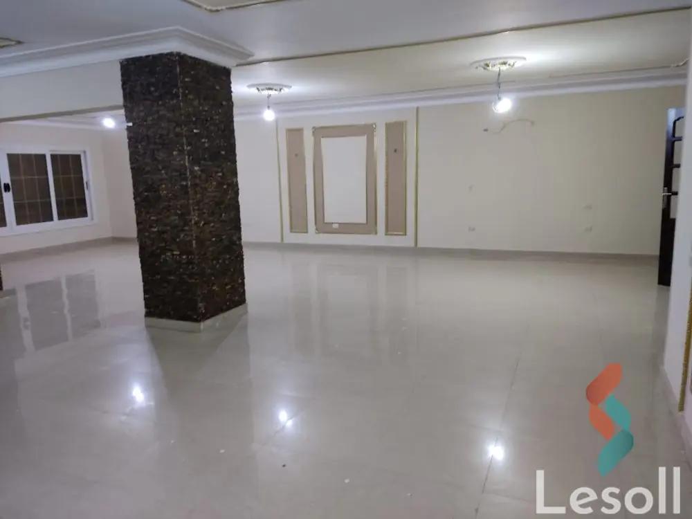 شقة للبيع بمساحة 300 متر و 4 غرف في  مدينة نصر القاهرة