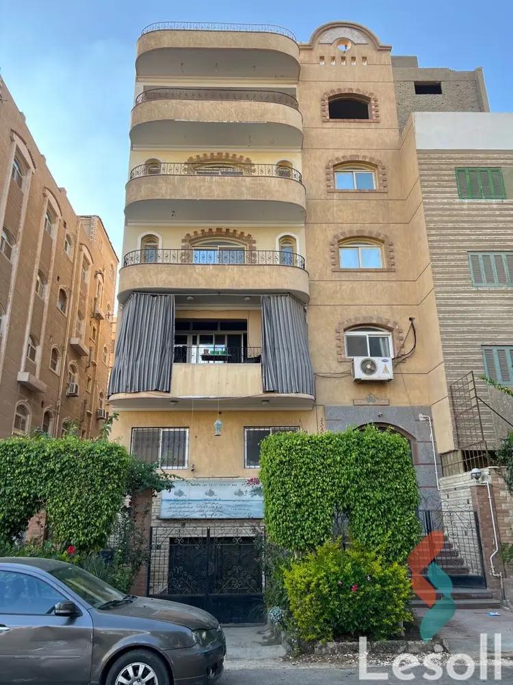  عمارة للبيع بمساحة 300 متر و 14 غرف في  6 اكتوبر الجيزة - صورة 2