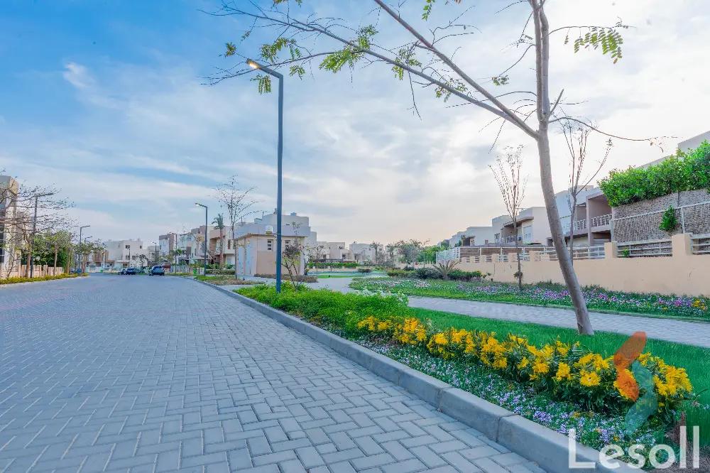 فيلا للبيع بمساحة 712 متر و 5 غرف في  الشيخ زايد الجيزة