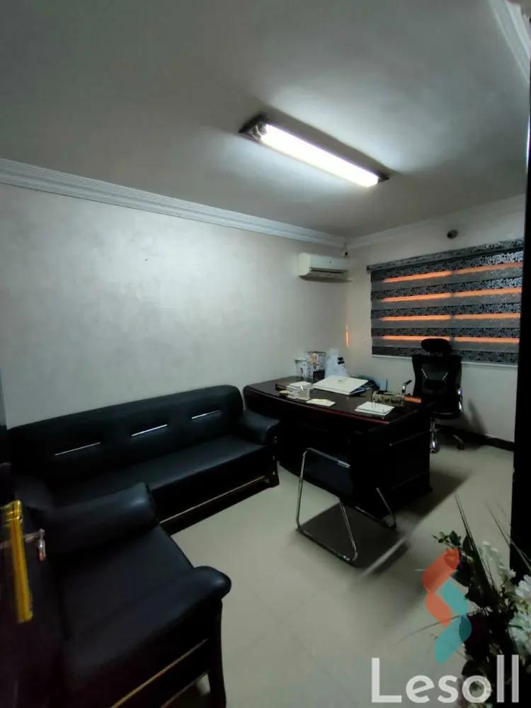 مكتب للايجار الشهري بمساحة 300 متر في شبرا الخيمة القليوبية 