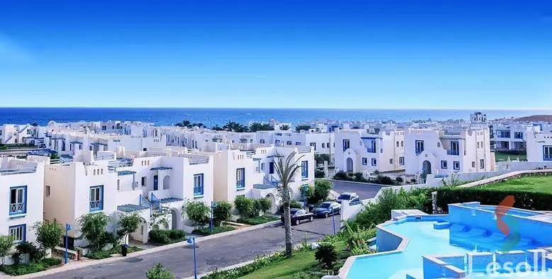 توين هاوس للبيع بمساحة 300 متر و 5 غرف في  راس الحكمة مطروح