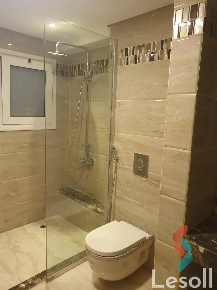 دوبلكس للبيع بمساحة 330 متر و 6 غرف في  التجمع الخامس - القاهرة الجديدة القاهرة