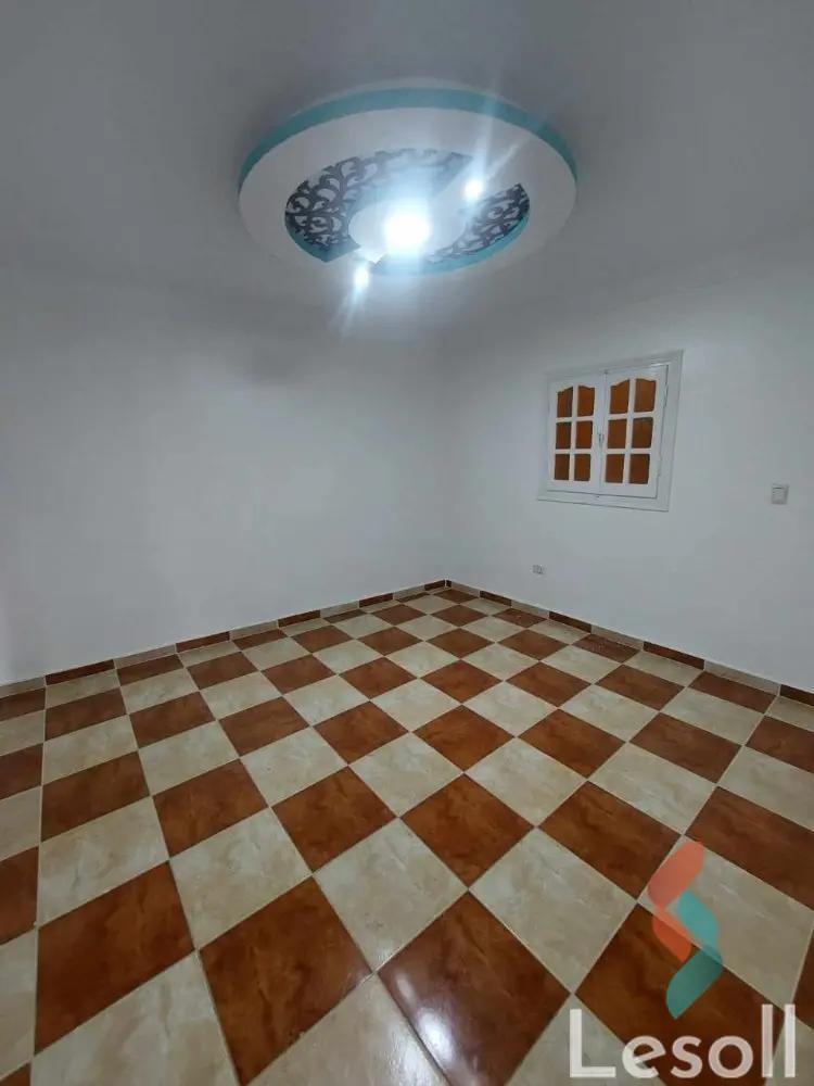 Apartment for monthly rent with an area 140 meters and 3 rooms in Snumberi Bishr Alexandria 