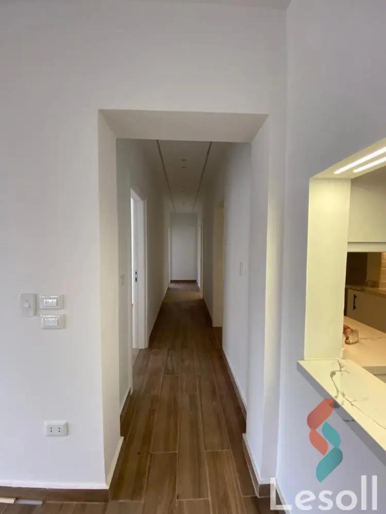 Apartment for monthly rent with an area 195 meters and 3 rooms in 5th Settlement Cairo  - Image 4