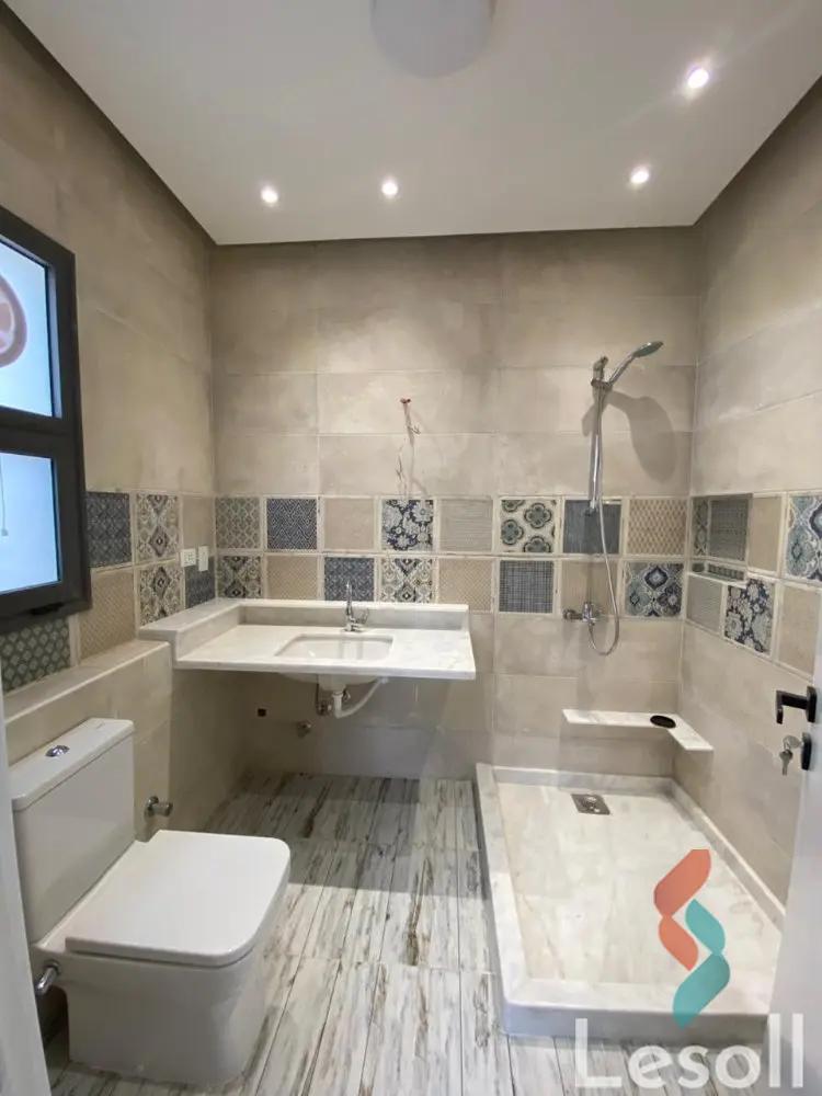 Apartment for monthly rent with an area 195 meters and 3 rooms in 5th Settlement Cairo  - Image 2