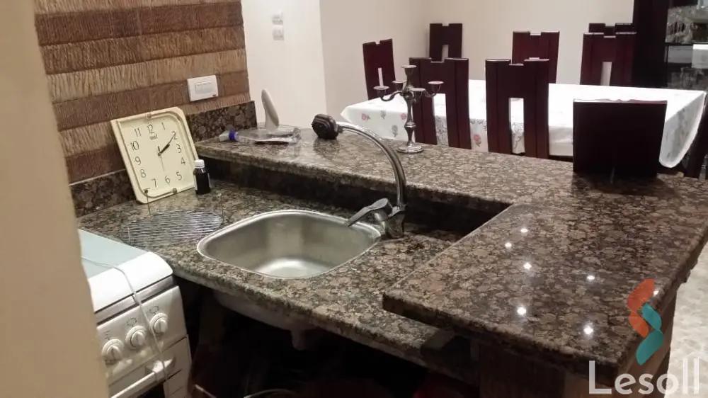 شقة للايجار الشهري بمساحة 220 متر و 4 غرف في 6 اكتوبر الجيزة