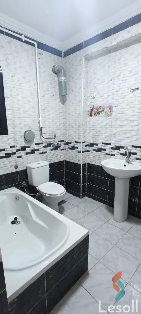 شقة للايجار الشهري بمساحة 145 متر و 3 غرف في حلوان القاهرة