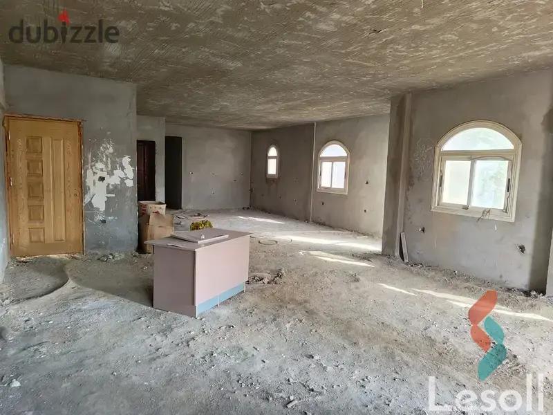 شقة للبيع بمساحة 305 متر و 4 غرف في  مدينة الشروق القاهرة