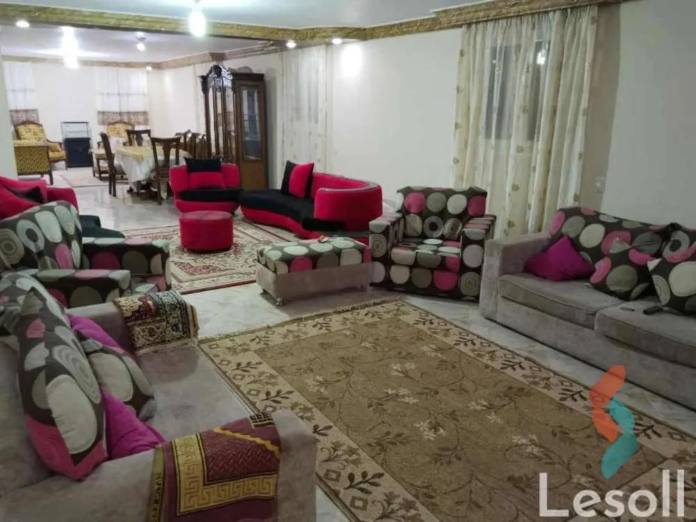 شقة للبيع بمساحة 400 متر و 5 غرف في  حدائق الأهرام الجيزة