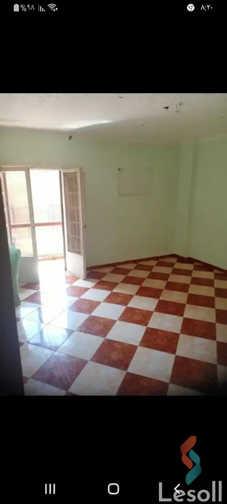 شقة للبيع بمساحة 120 متر و 3 غرف في  عين شمس القاهرة