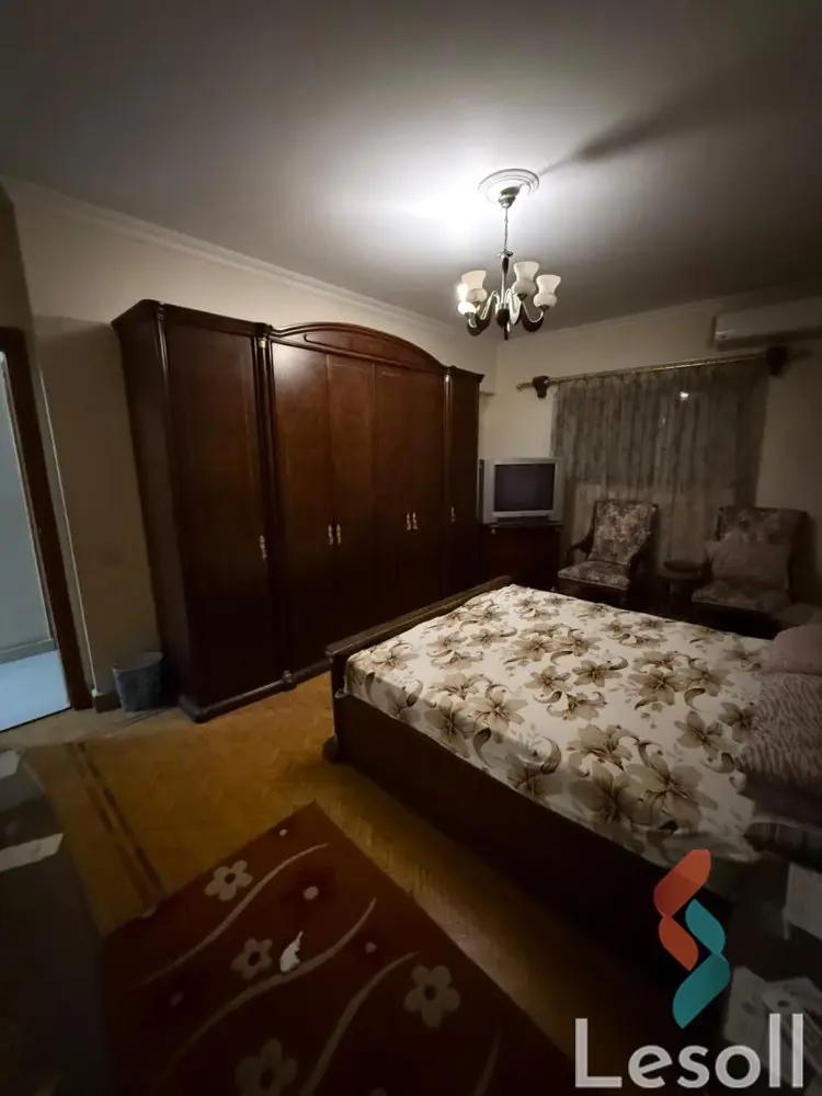 شقة للبيع بمساحة 190 متر و 3 غرف في  الدقى الجيزة