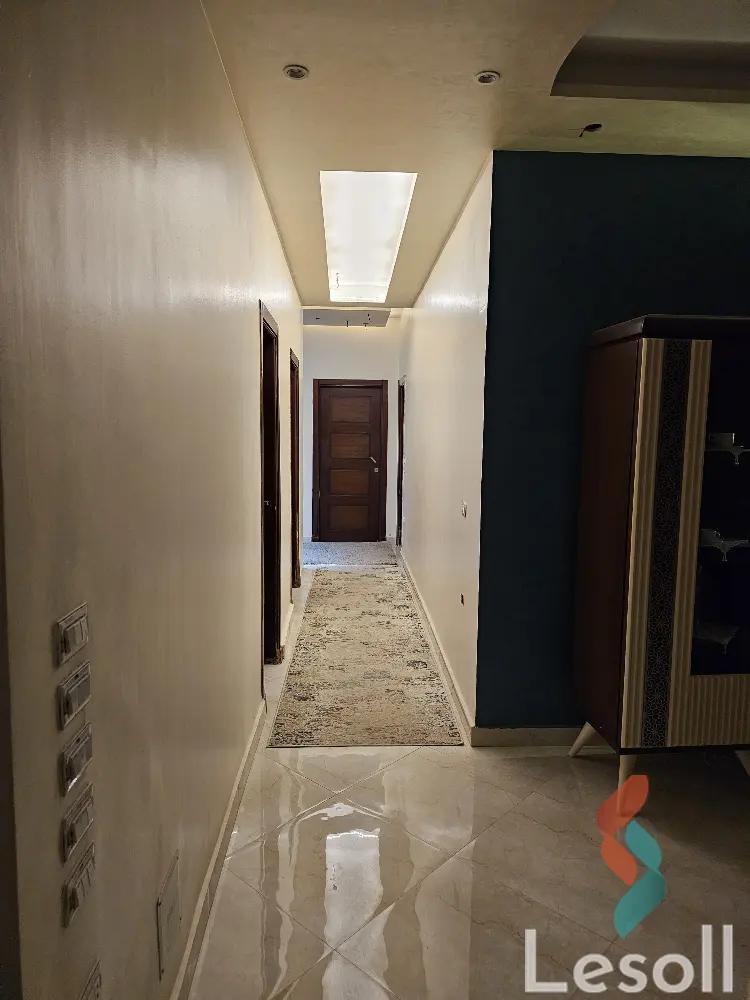 شقة للبيع بمساحة 215 متر و 3 غرف في  العبور القليوبية