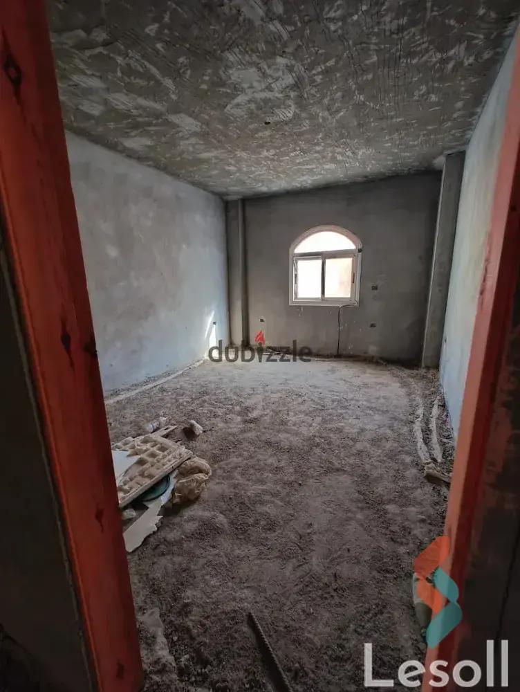 شقة للبيع بمساحة 305 متر و 4 غرف في  مدينة الشروق القاهرة