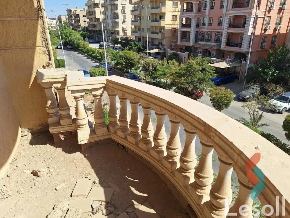 Apartment for sale with an area 280 meters and 4 rooms in  October 6 Giza 