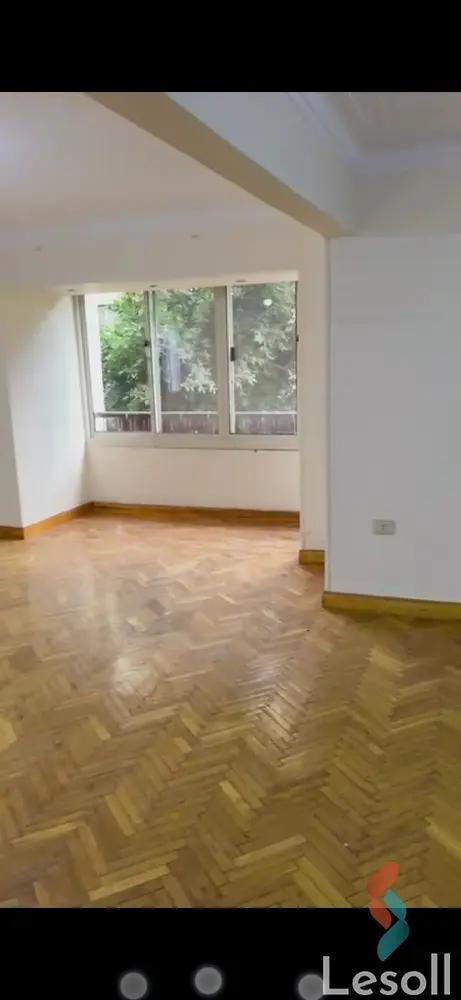 شقة للبيع بمساحة 190 متر و 3 غرف في  الدقى الجيزة