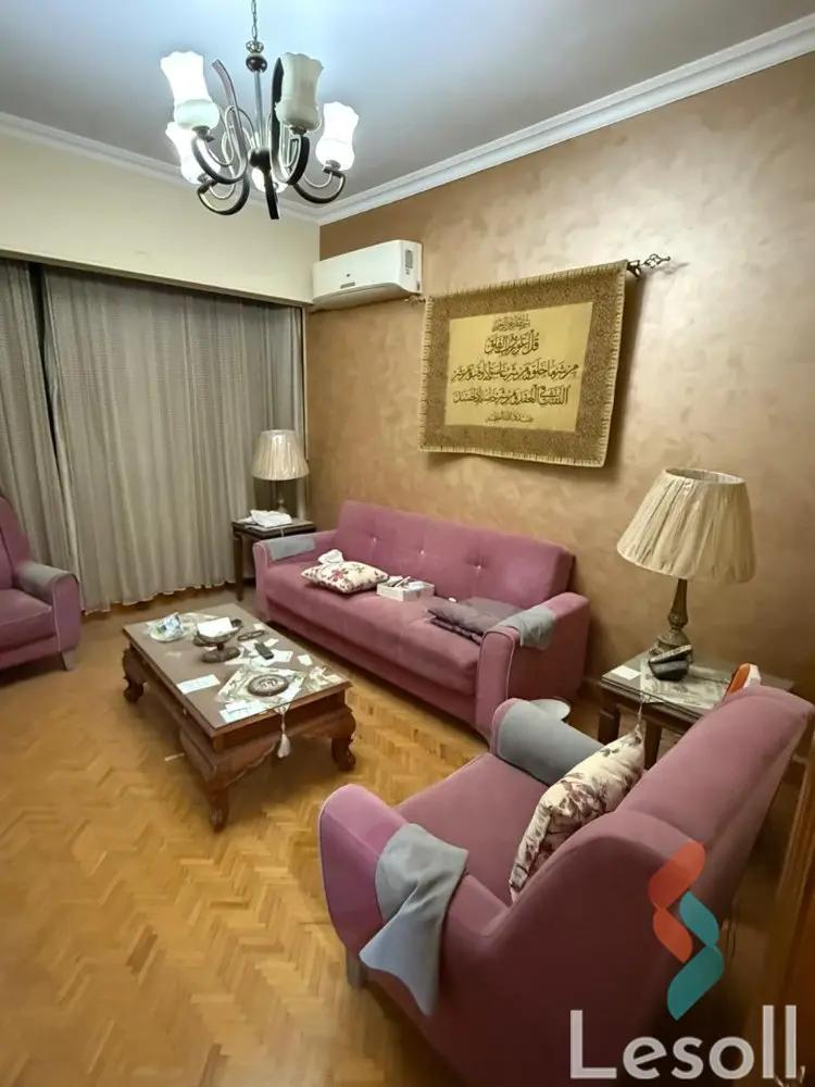 شقة للبيع بمساحة 190 متر و 3 غرف في  الدقى الجيزة