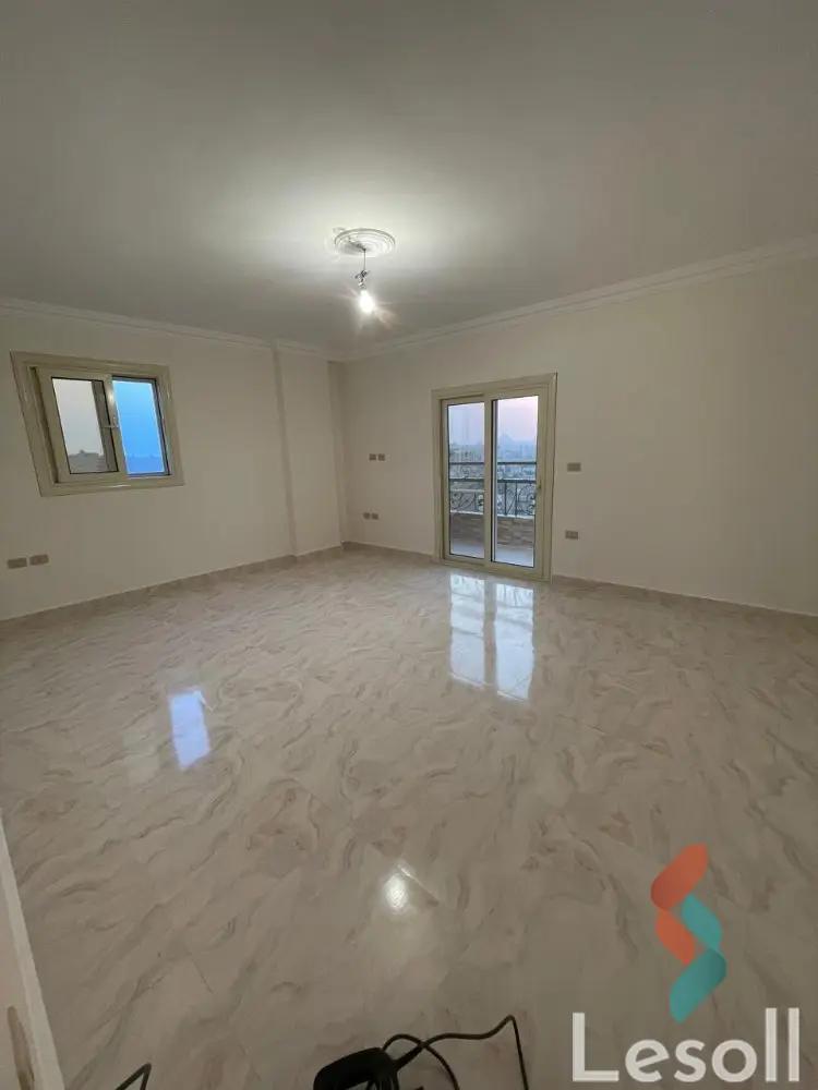 شقة للبيع بمساحة 200 متر و 3 غرف في  العمرانية الجيزة