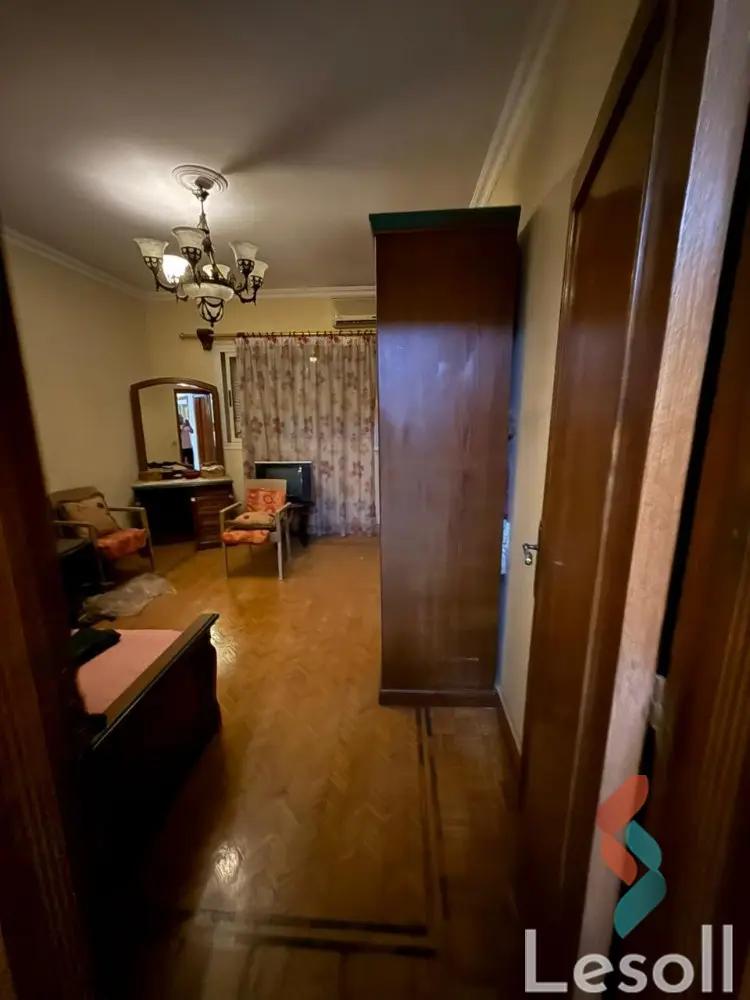 شقة للبيع بمساحة 190 متر و 3 غرف في  الدقى الجيزة