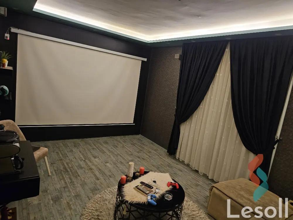 شقة للبيع بمساحة 215 متر و 3 غرف في  العبور القليوبية