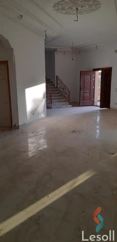 فيلا للايجار الشهري بمساحة 300 متر و 4 غرف في الشيخ زايد الجيزة